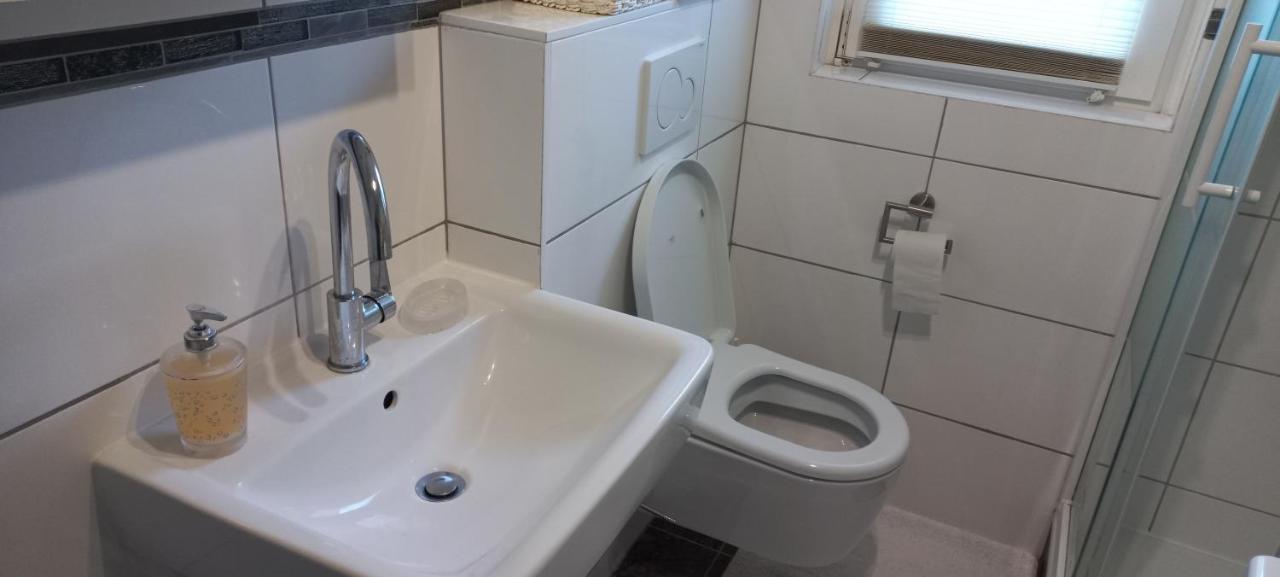 Messe Luxury Room Ганновер Экстерьер фото